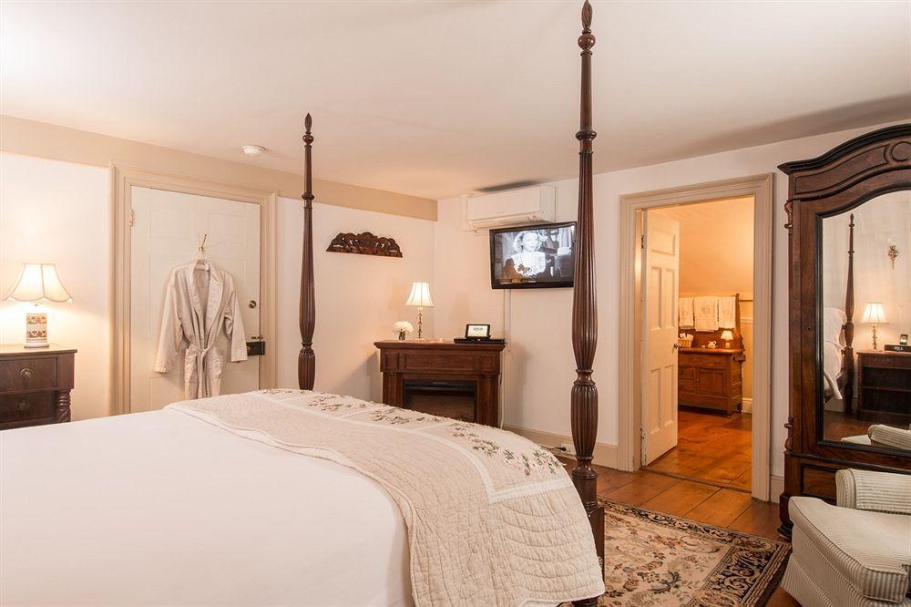 Caldwell House Bed And Breakfast Salisbury Mills 외부 사진