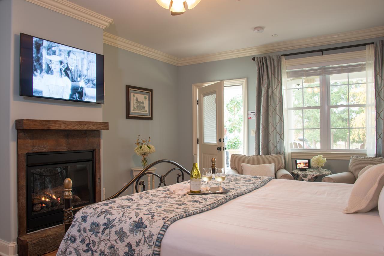 Caldwell House Bed And Breakfast Salisbury Mills 외부 사진