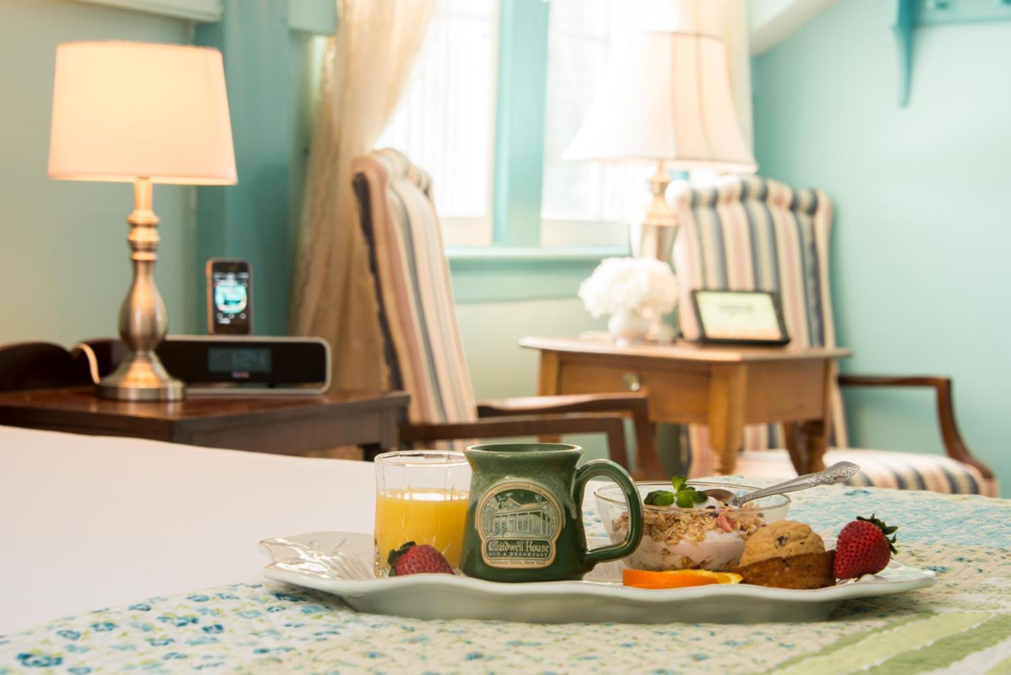 Caldwell House Bed And Breakfast Salisbury Mills 외부 사진