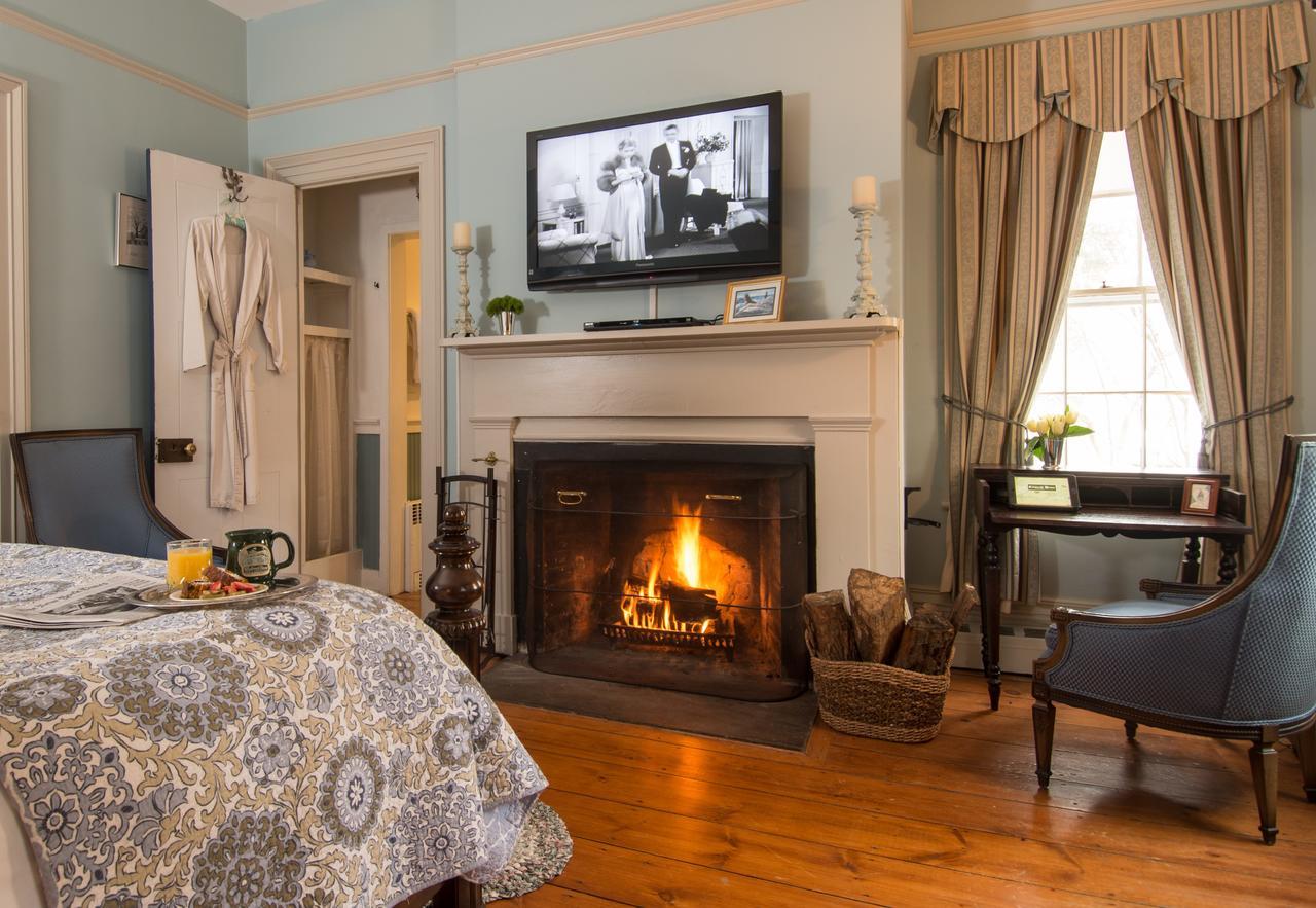 Caldwell House Bed And Breakfast Salisbury Mills 외부 사진