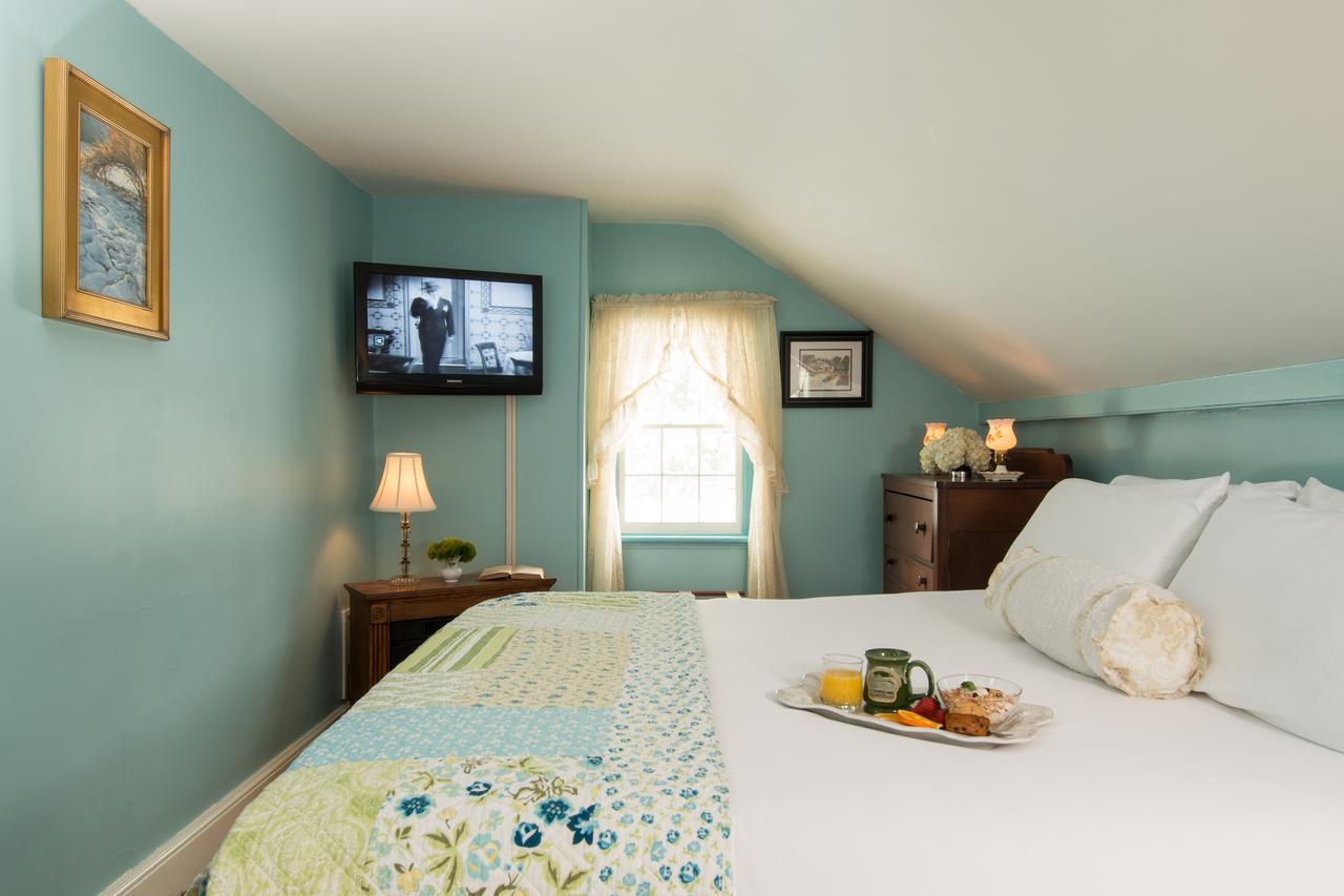 Caldwell House Bed And Breakfast Salisbury Mills 외부 사진