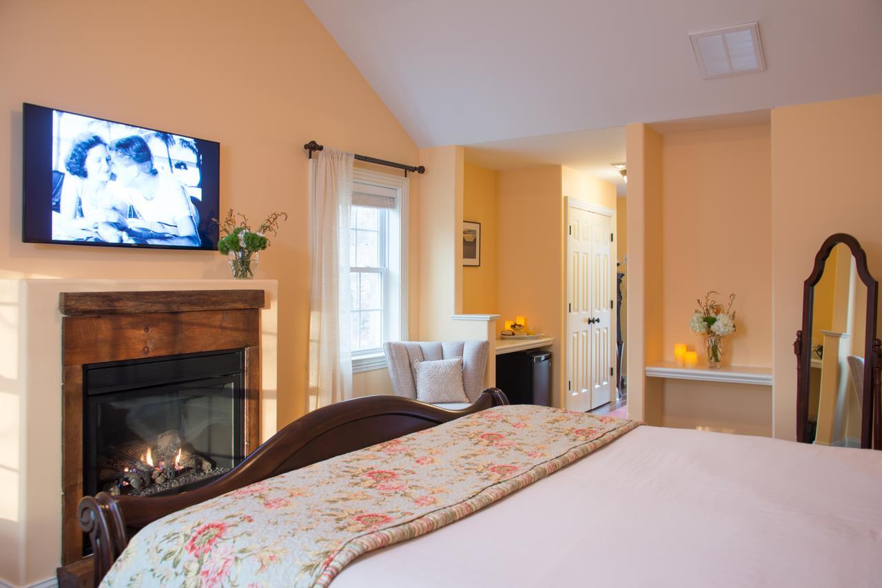 Caldwell House Bed And Breakfast Salisbury Mills 외부 사진