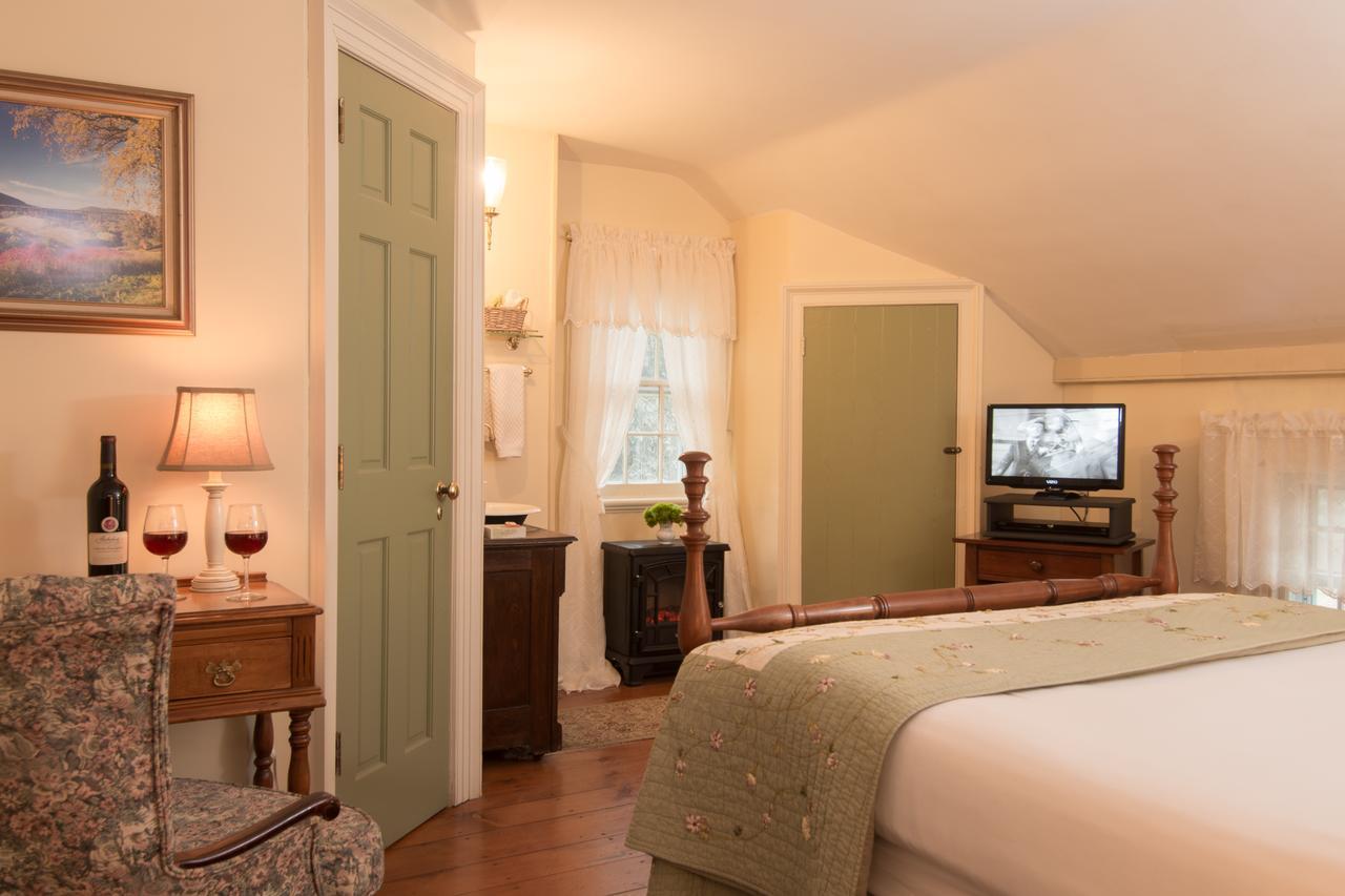 Caldwell House Bed And Breakfast Salisbury Mills 외부 사진