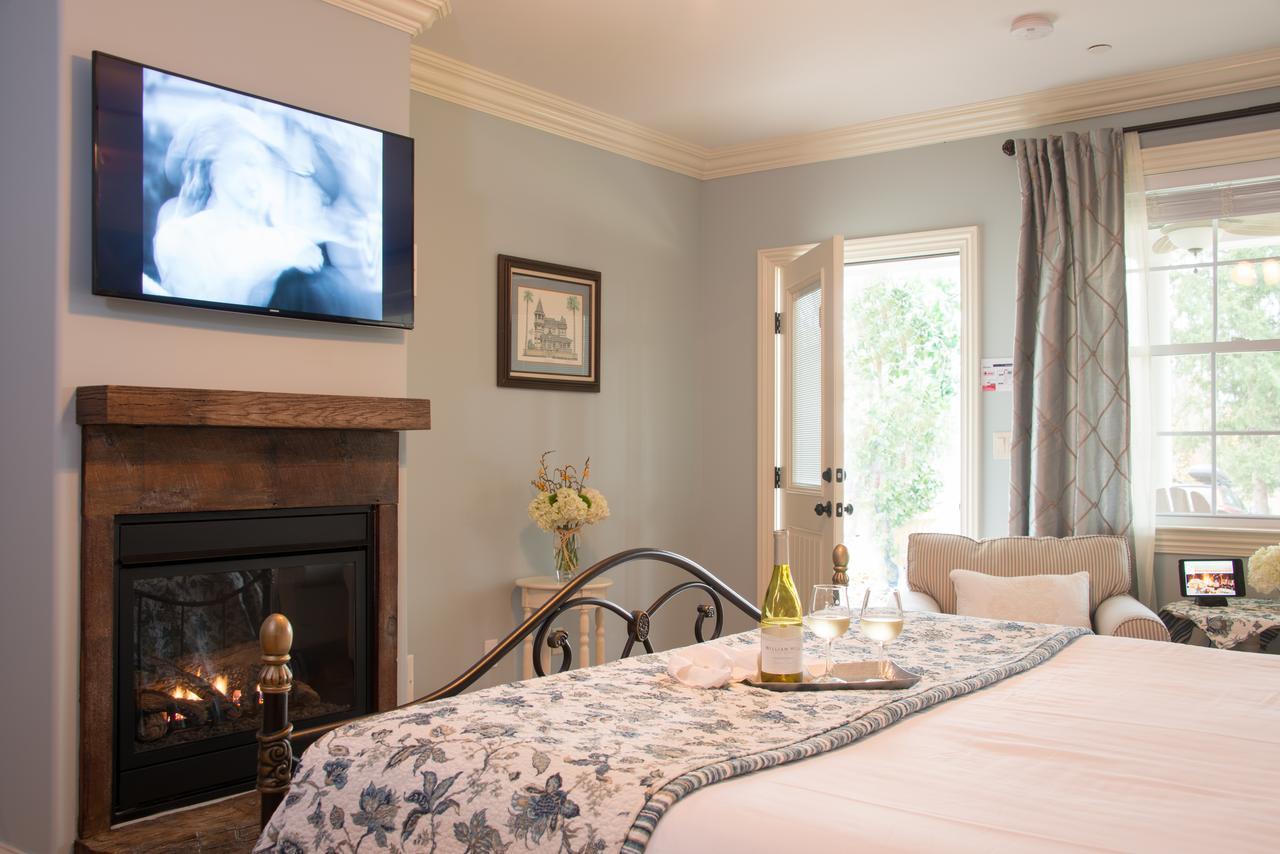 Caldwell House Bed And Breakfast Salisbury Mills 외부 사진