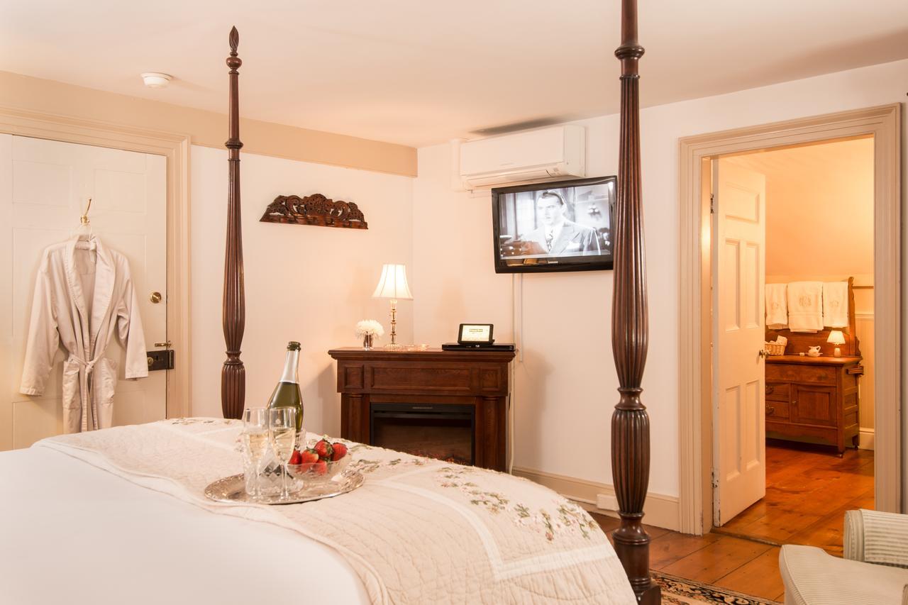 Caldwell House Bed And Breakfast Salisbury Mills 외부 사진