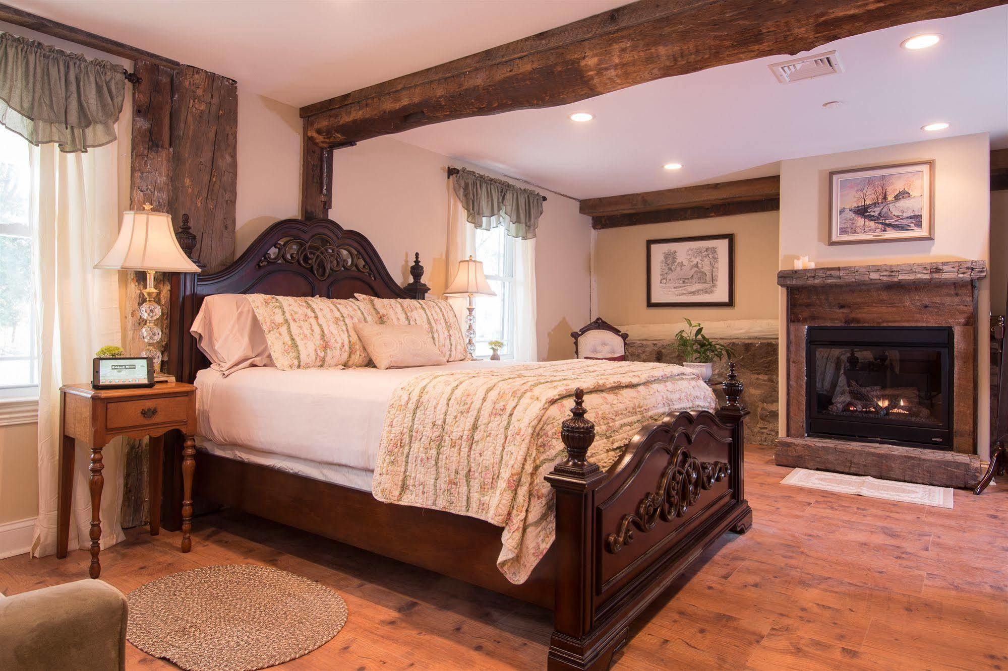 Caldwell House Bed And Breakfast Salisbury Mills 외부 사진